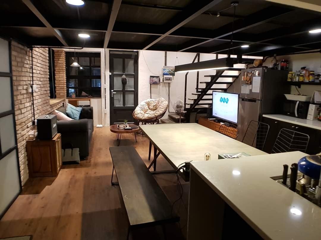 Hô biến thành căn hộ Industrial độc đáo khác biệt